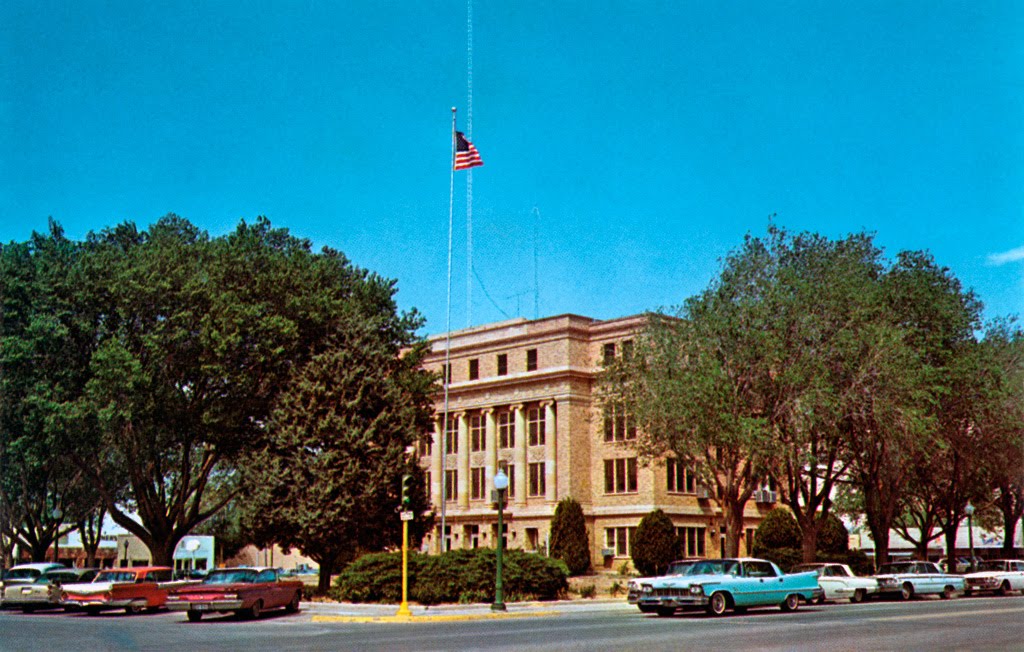 Winkler County Court House in Kermit, Texas