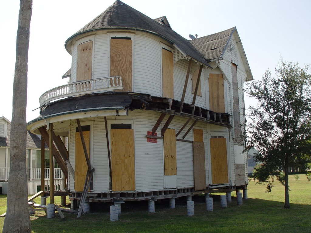 20090609-CDXXII-Restoring House-Corpus Christi