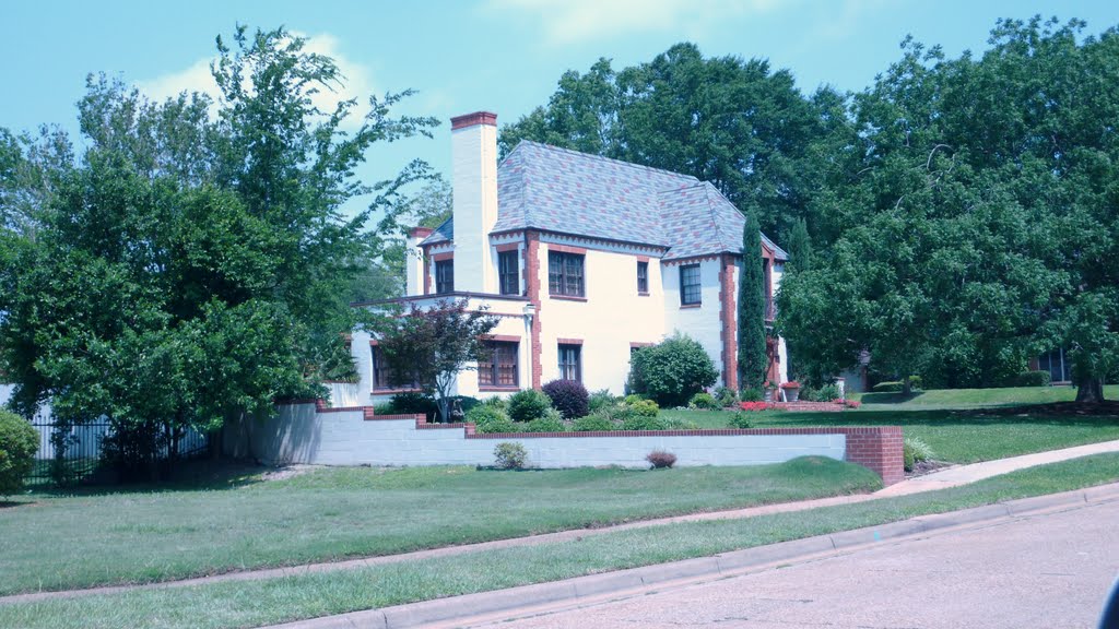 House near Downtown Longview