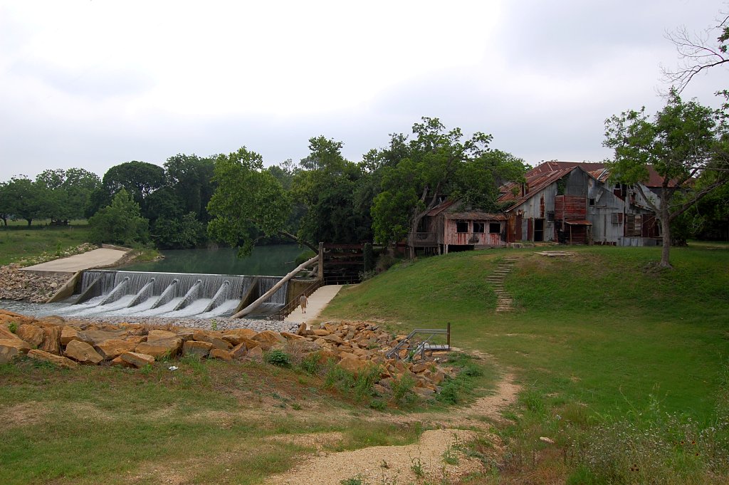 Zedlers Mill, Luling, Texas