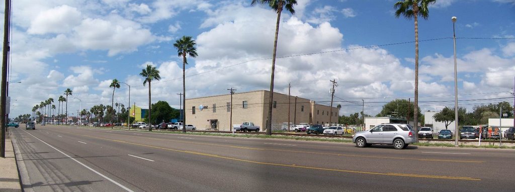 McAllen TX: Business 83 at 7th St -- View west