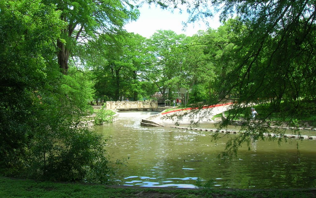 San Antonio.Brackenridge Park