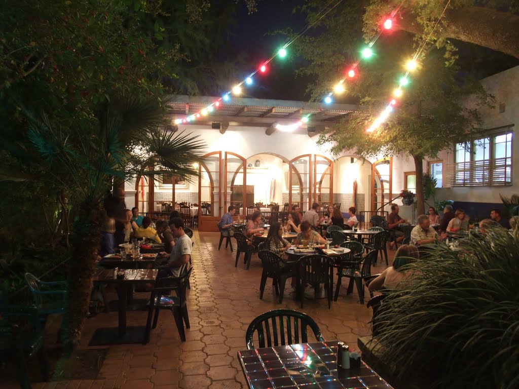 Patio at La Fonda on Main