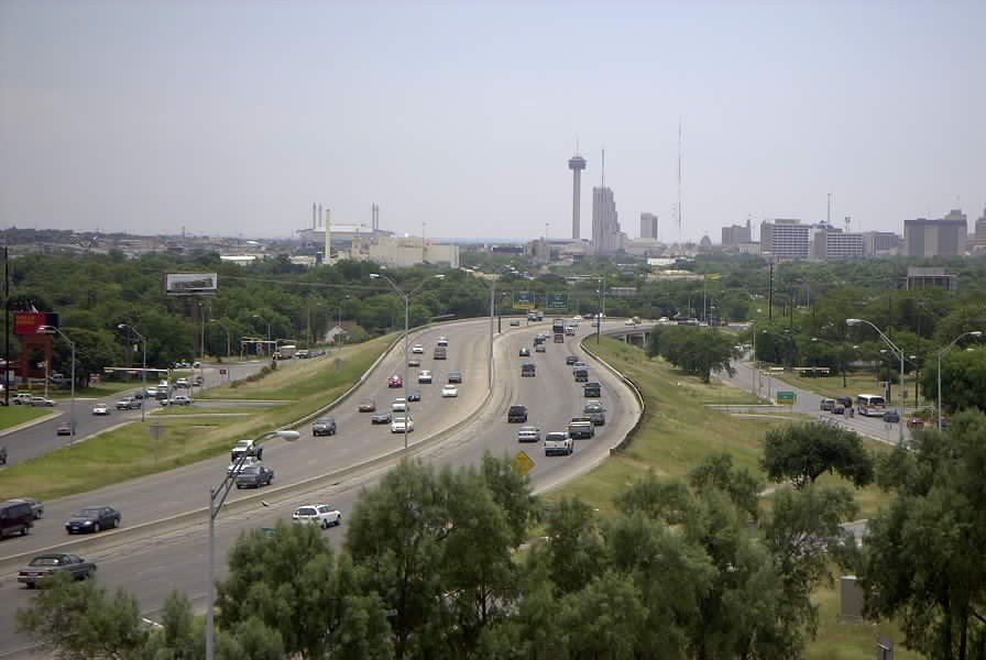 281 and Mulberry looking south