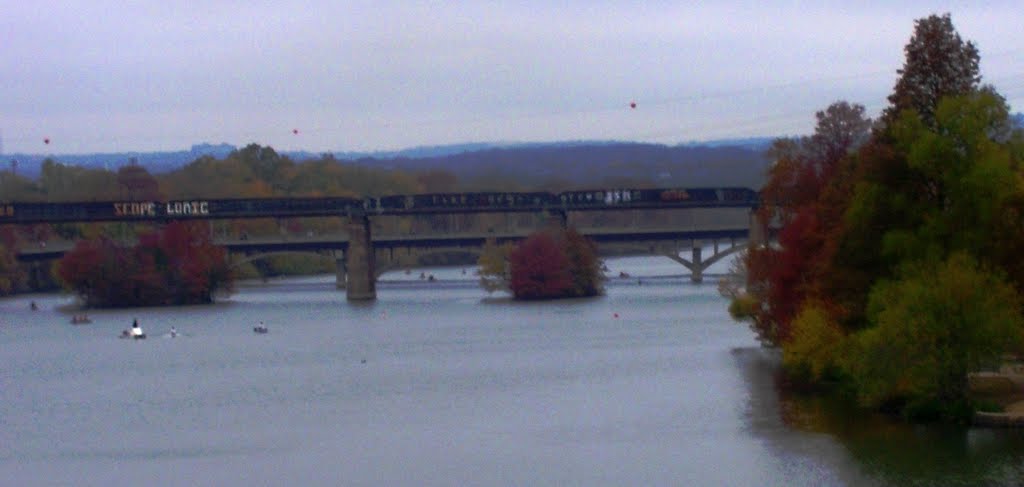 Zoom al Puente Ferroviario desde Puente 1st Street