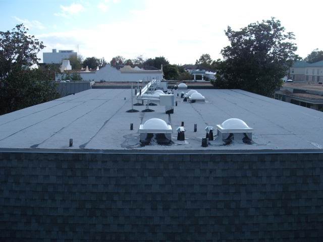 Trafalgar III Townhomes AFTER Live Oak Construction Quality Roof Replacement