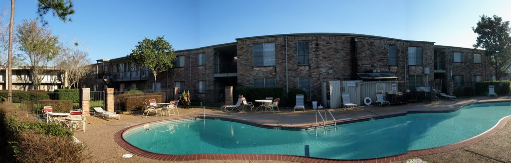 Cherrybrook Apt Pool