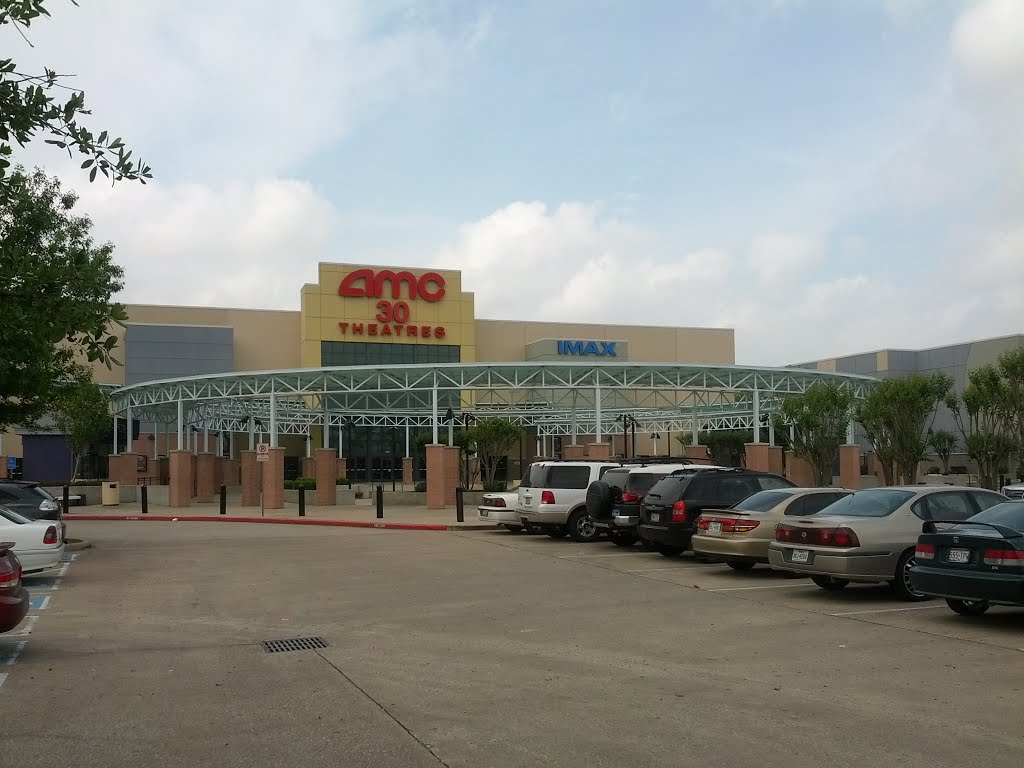 AMC Gulf Point 30