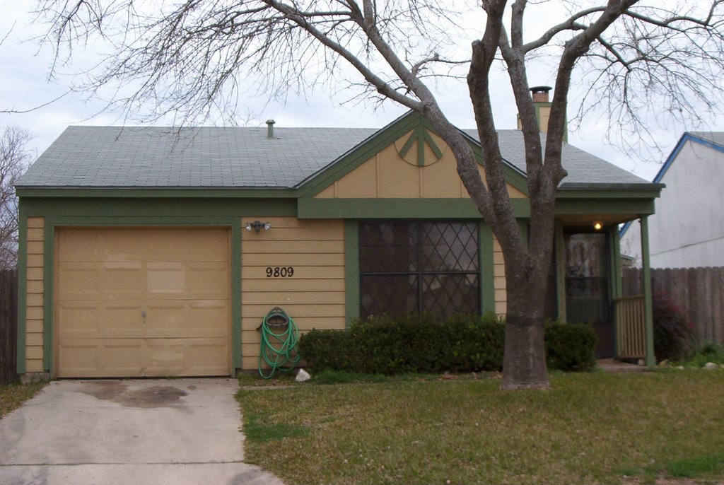 9809 Village Briar