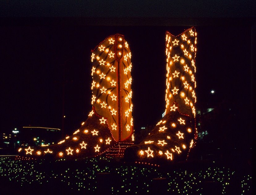 12 m tall BOOTS