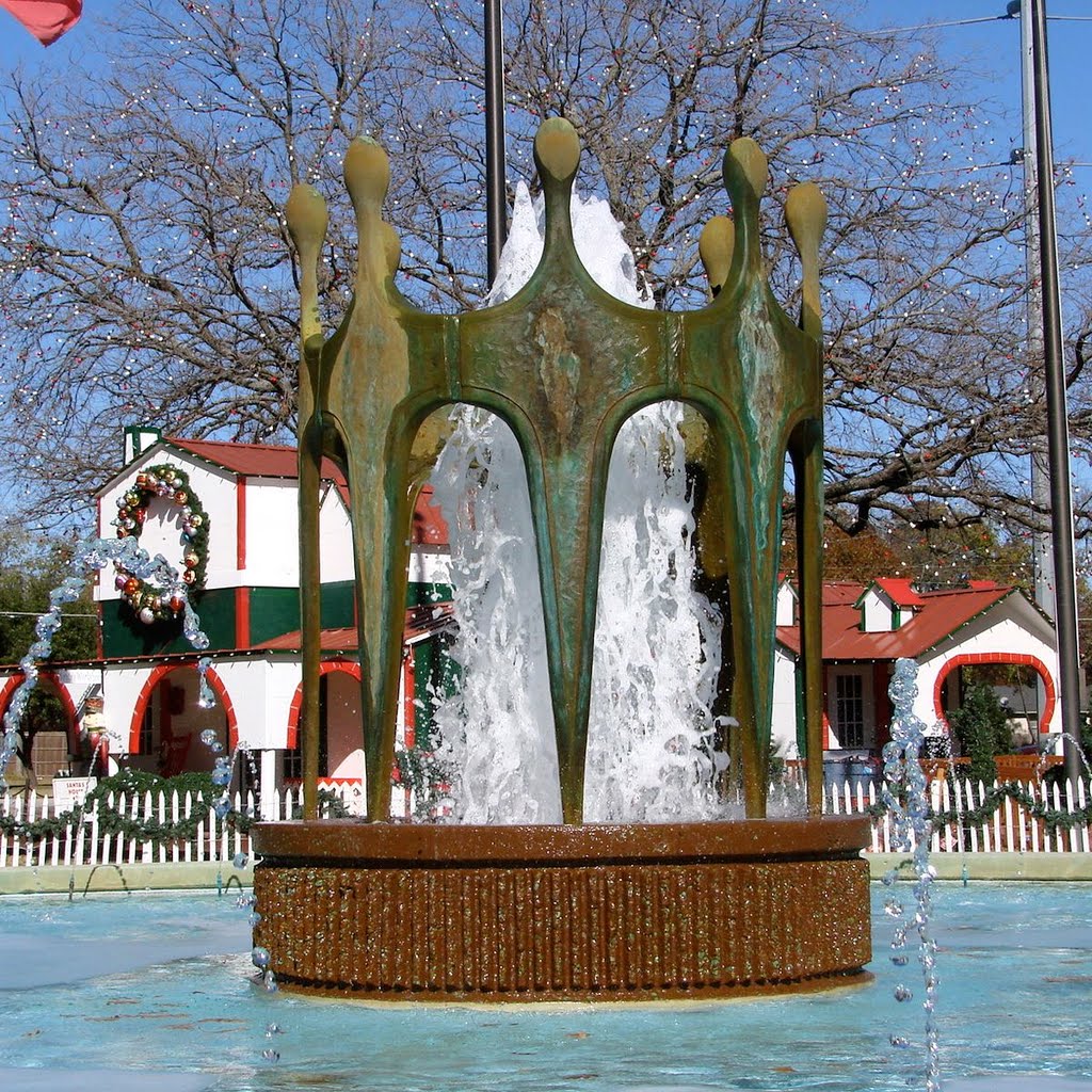 Richardson Civic Center fountain
