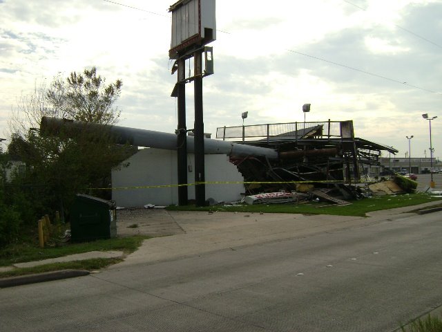 burger house after Hurricane Ike