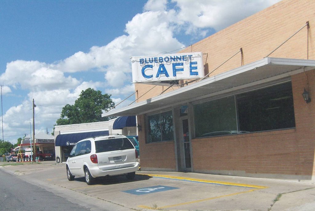 Bluebonnet Cafe