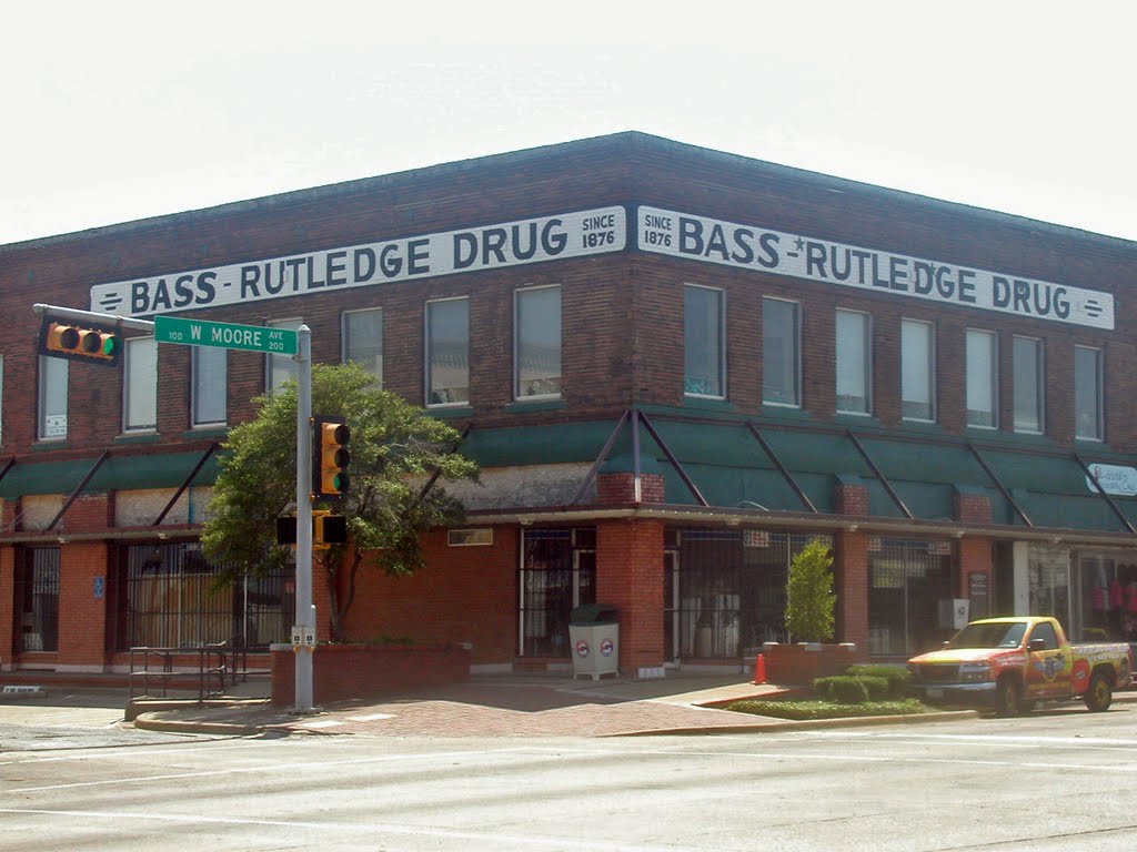 Bass-Rutledge Drug Store, Terrell, Texas