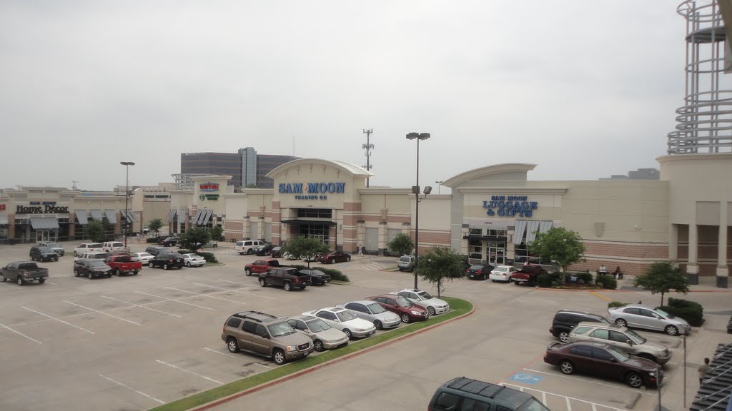 Sam Moon Center, Dallas