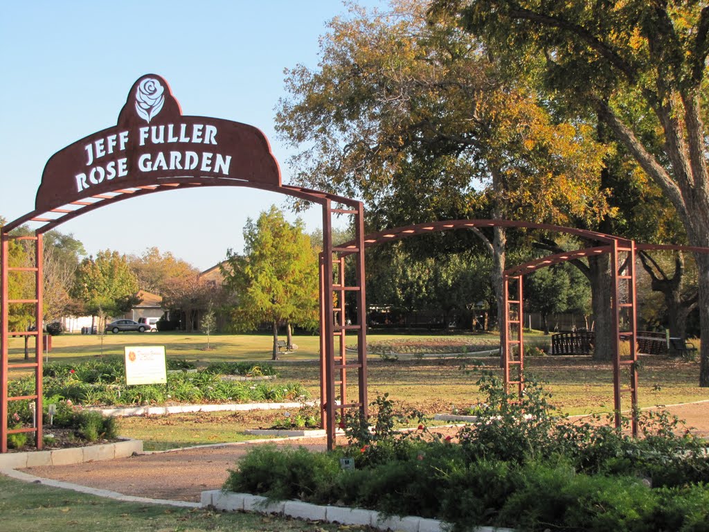 Jeff Fuller Rose Garden entry gate