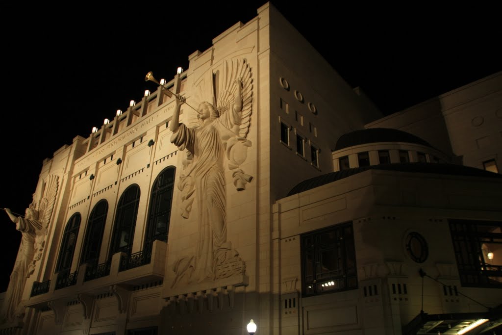 Angels in the night