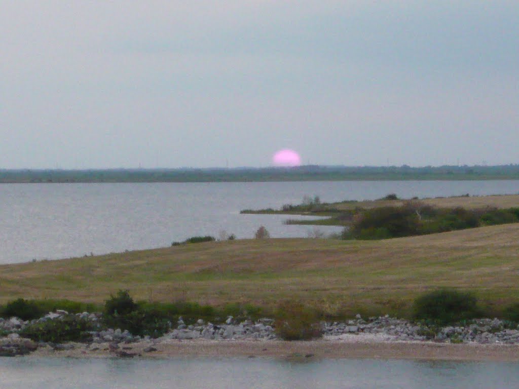 Sunset over Moses Lake