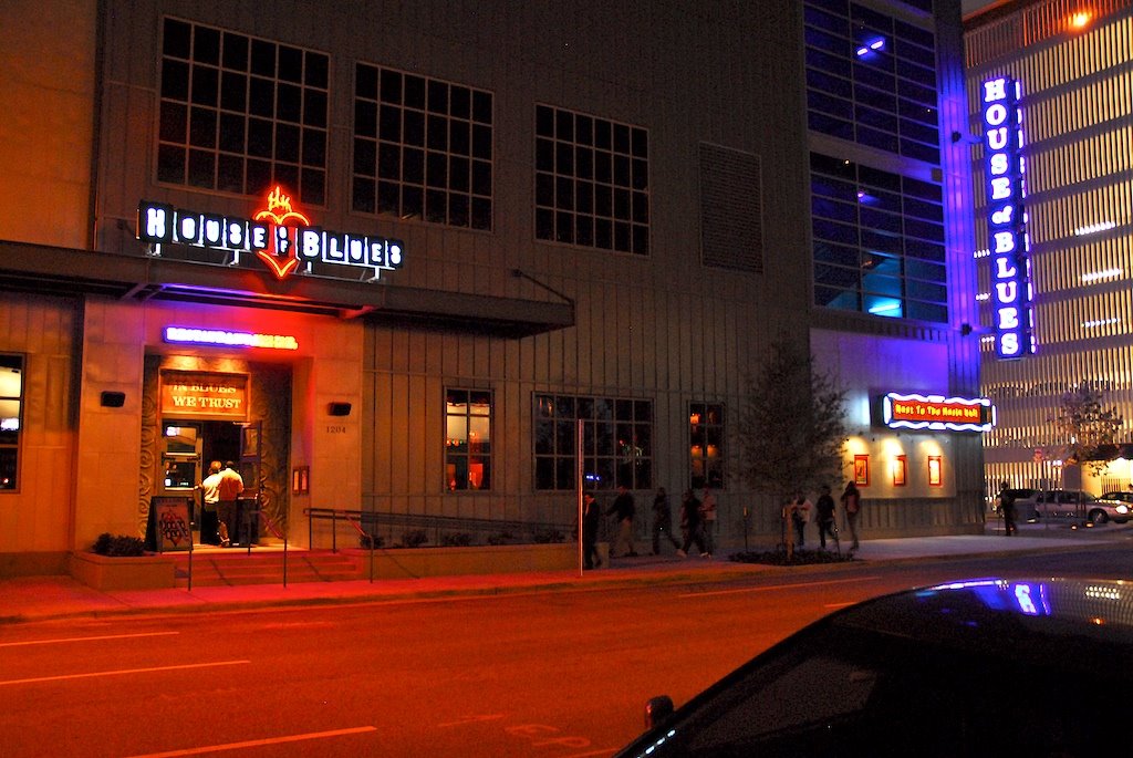 HOUSE OF BLUES