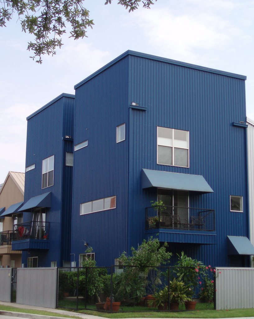 Urban House of Steel