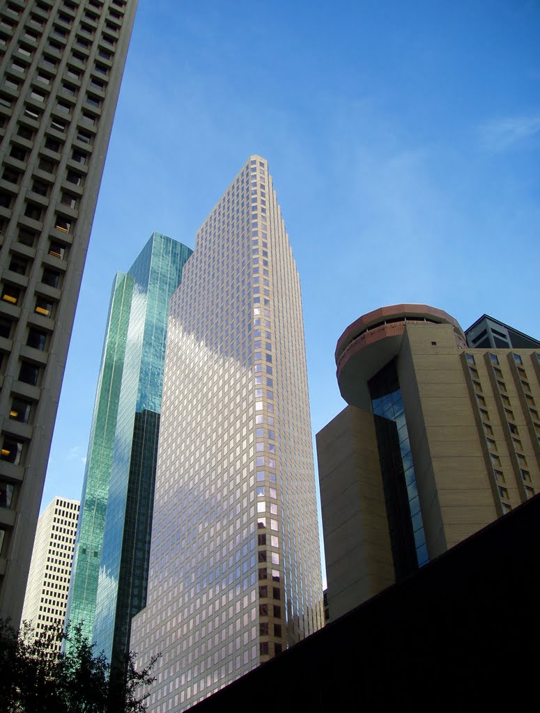 Wells Fargo Bank Plaza, 1100 Louisiana Building & Hyatt Hotel