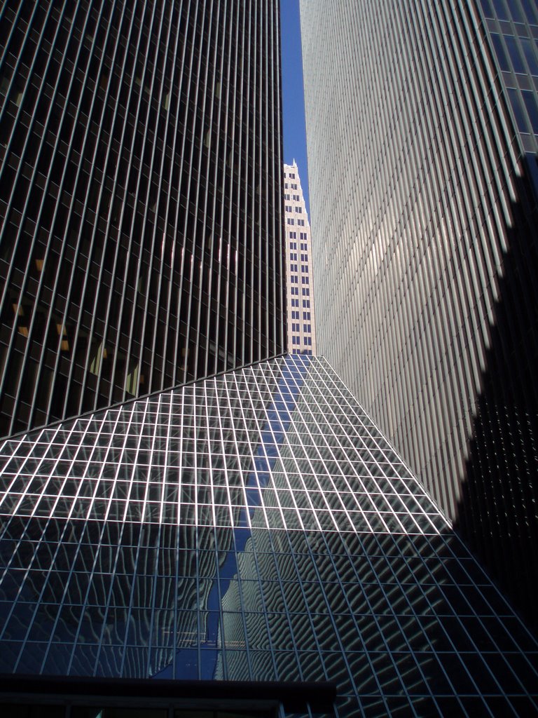 Tight Squeeze - Pennzoil Place