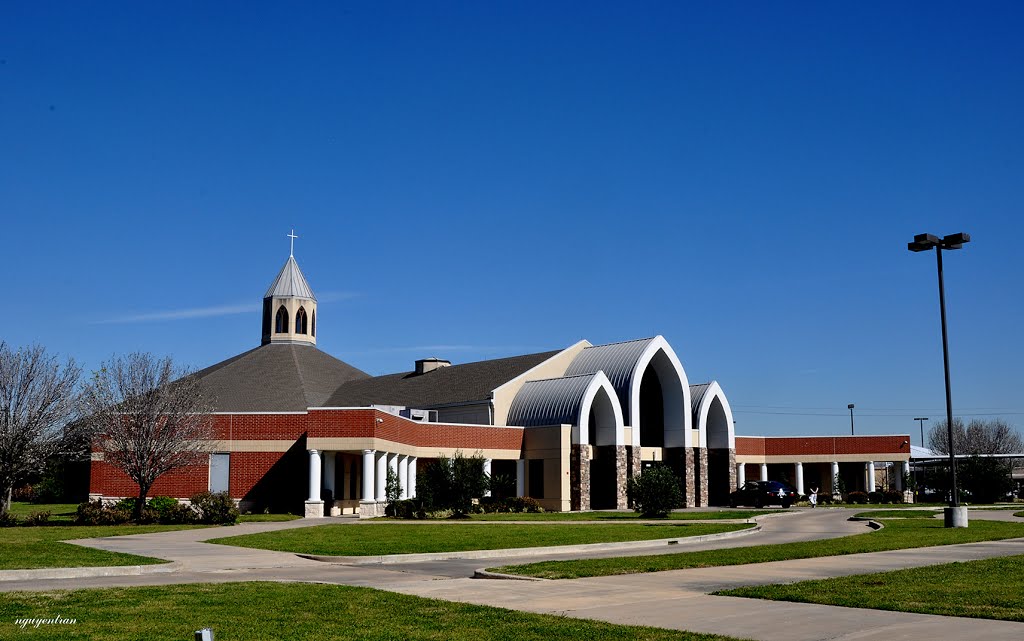 Nhà thờ Đức Kitô Ngôi Lời Nhập Thể - Christ, The Incarnate Word Catholic Church. Houston, Texas
