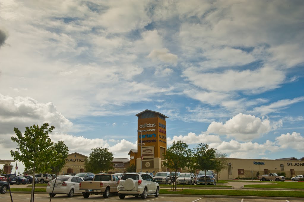 Houston Premium Factory Outlet