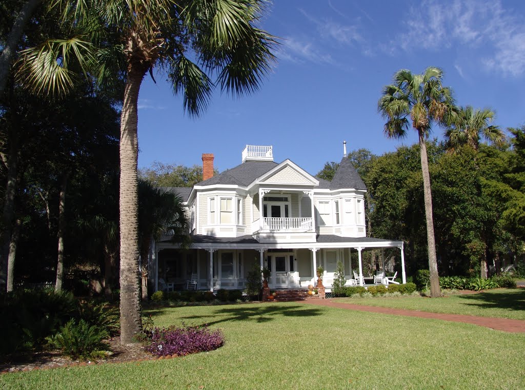 Queen-Anne Victorian, built in 1892, historic Apalachicola Florida (11-27-2011)