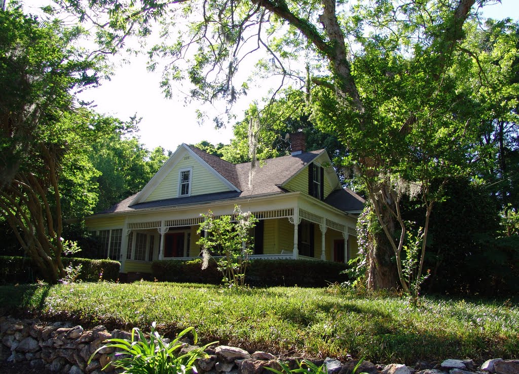 1909 Jackson house, original condition, Archer Fla (4-30-2011)