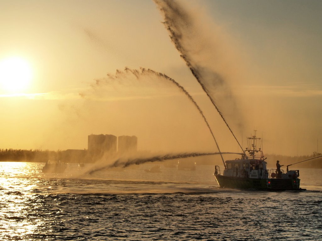 Dade County Fire Rescues Fireboat at Halouver Park