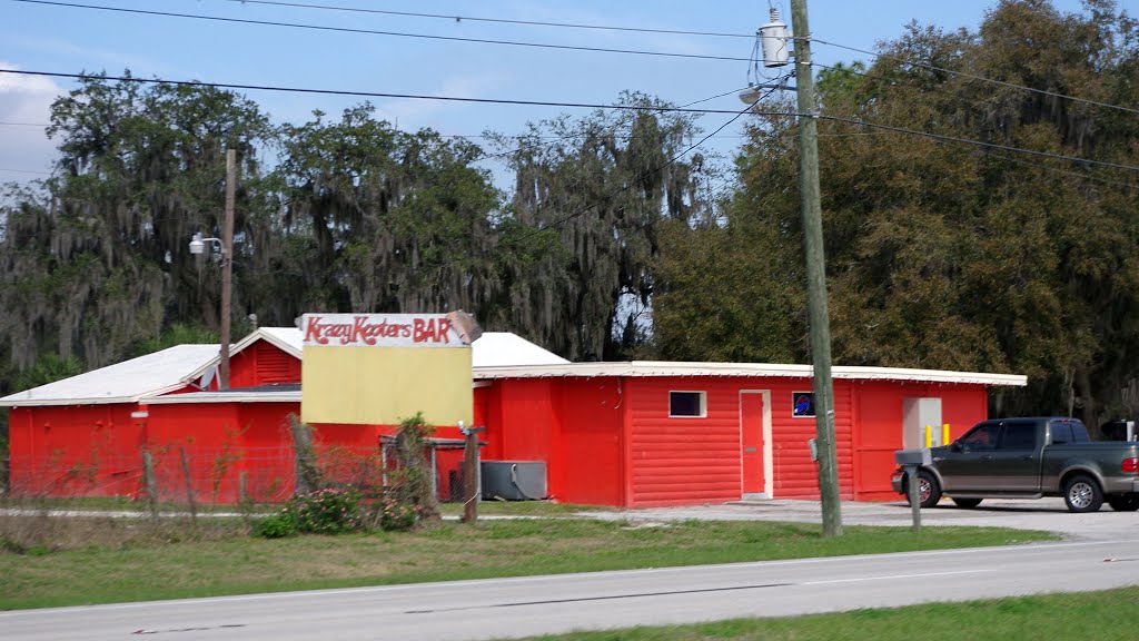 2014 02-25 Bartow, Florida Rte 17 - Krazy Kooters Bar