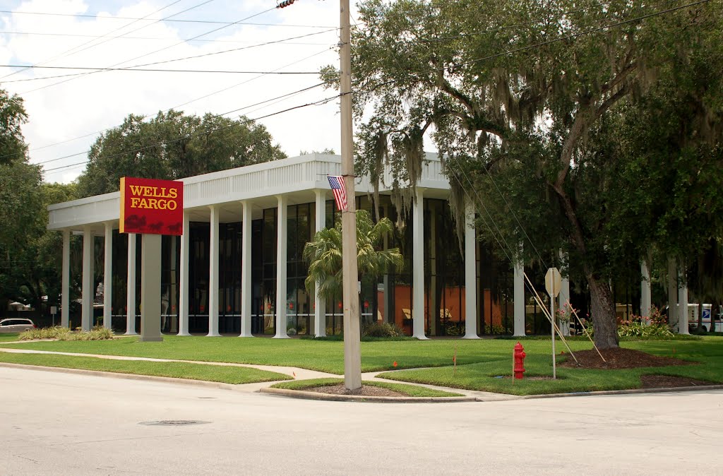 Wells Fargo Bank, Bartow, FL