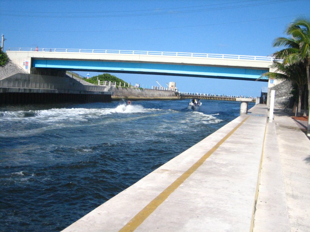 Boynton Beach In-let, Florida