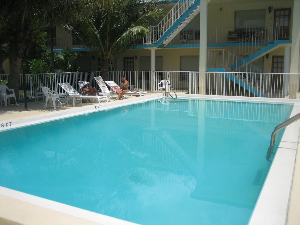 Sundek Resorts, A-1
