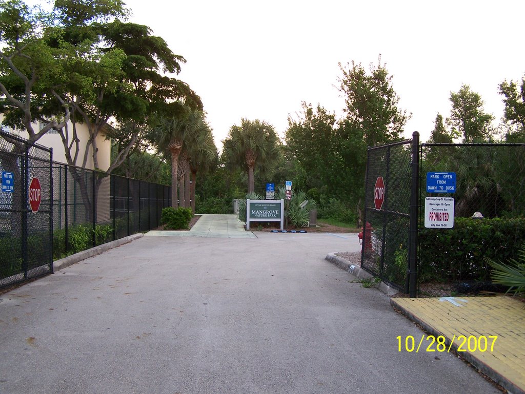Mangrove Park Entrance