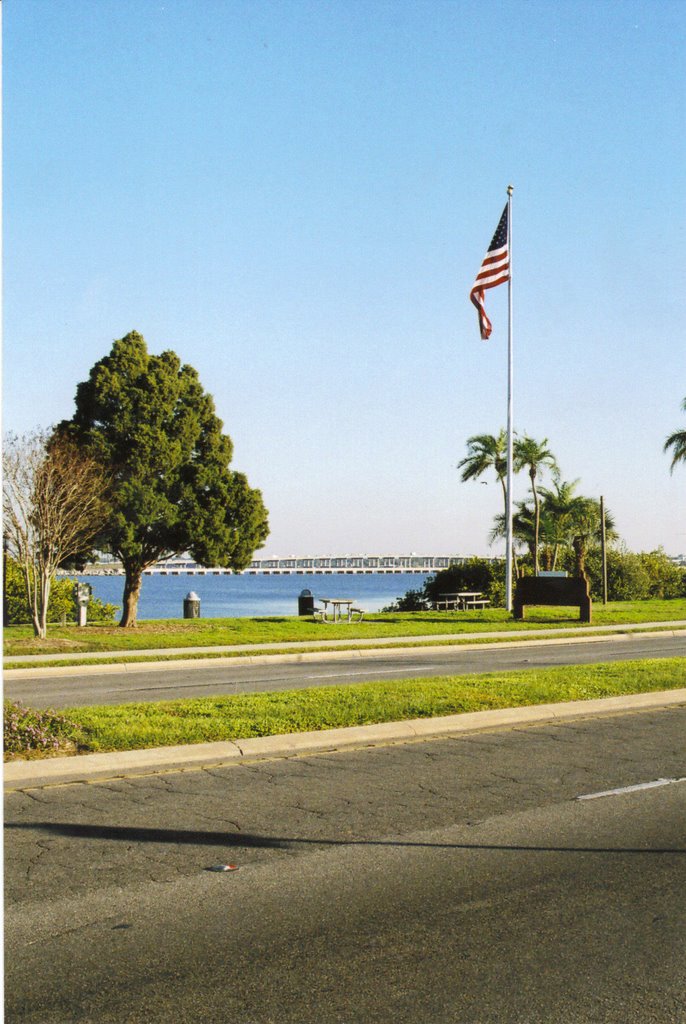 entrada a Palmetto,desde el rio Manatee,PalmettoFL