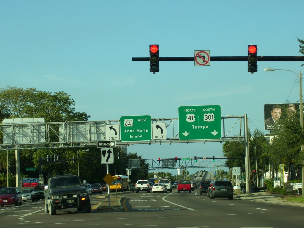 US 301 & 6th Ave E in Bradenton