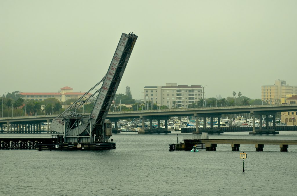 Railroad Drawbridge in Bradenton, FL