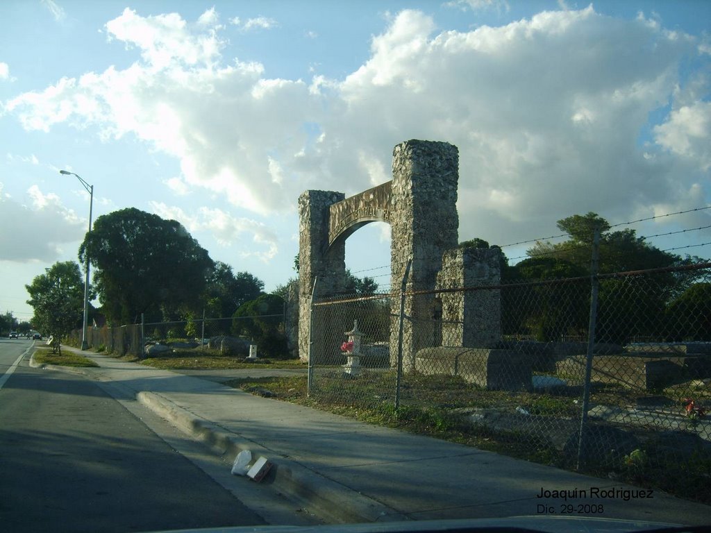 Lincoln Memorial Park  Entrance (Cementerio)