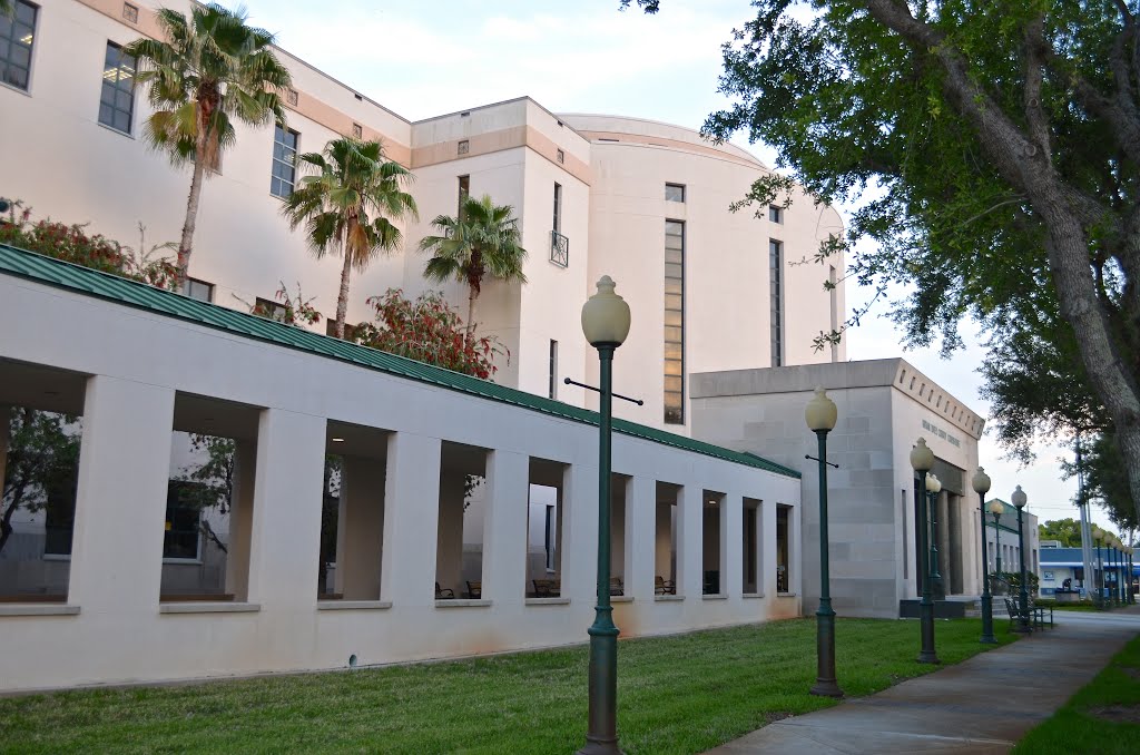 Indian River County Courthouse, Vero Beach, FL