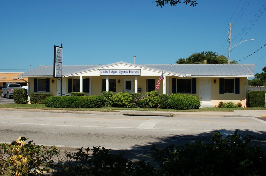Justine Rodgers Signature Insurance at Vero Beach, FL