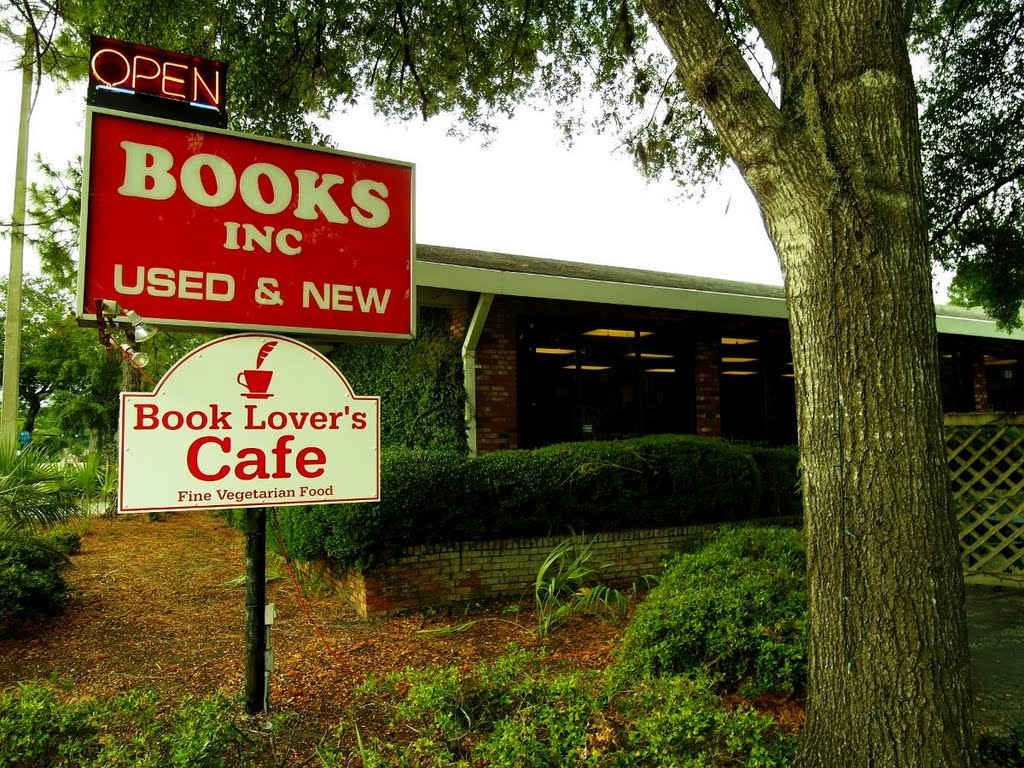 Book Lovers Cafe