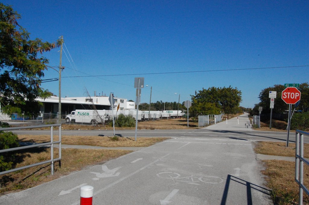 The former Soft Water Laundry @ 40th Street crossing
