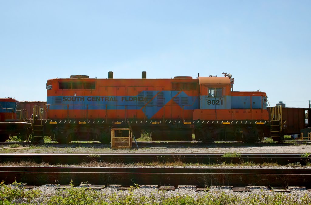 South Central Florida Express Railroad EMD GP18 No. 9021 at Clewiston, FL