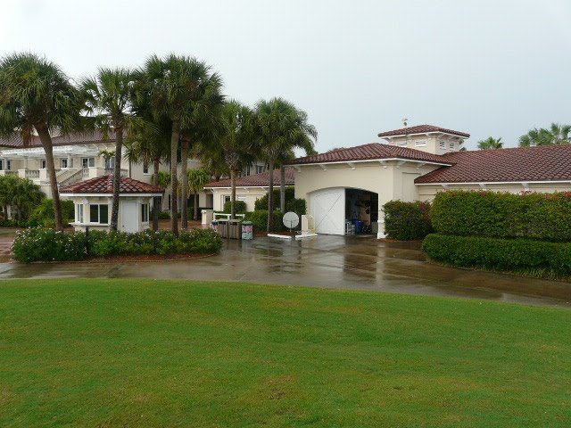 Grand Harbor Golf Club - Cart House