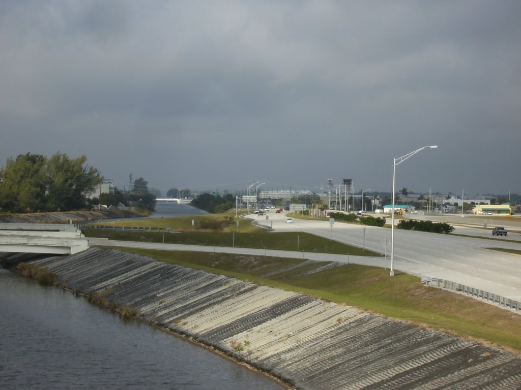 Looking west from Congress Avenue/US Highway 98 Intersection