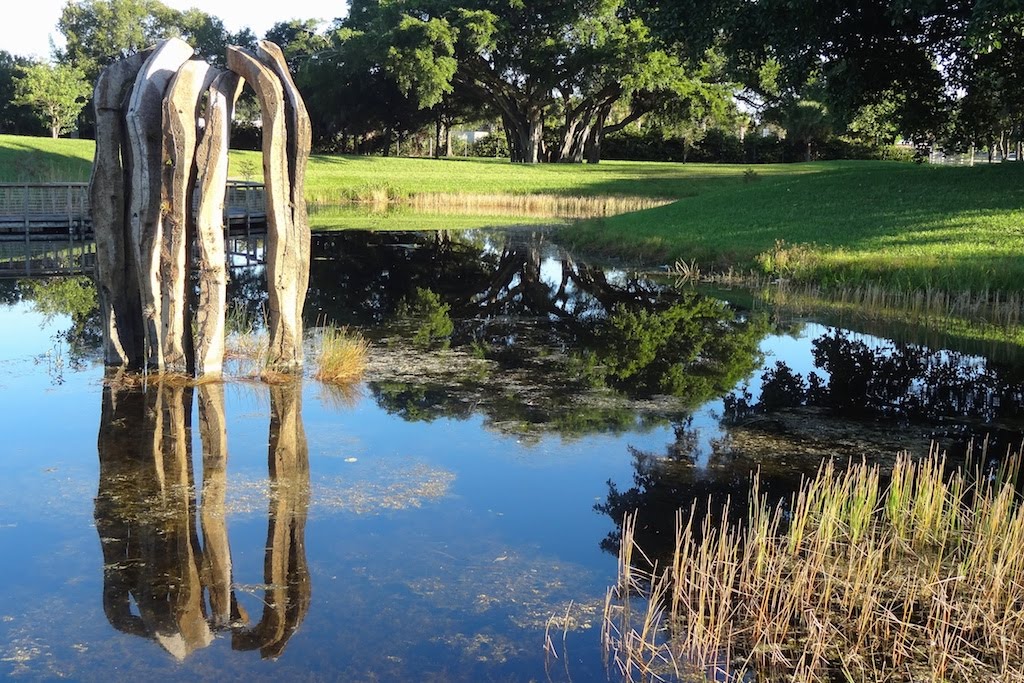 Sculpture in Dreher Park, West Palm Beach