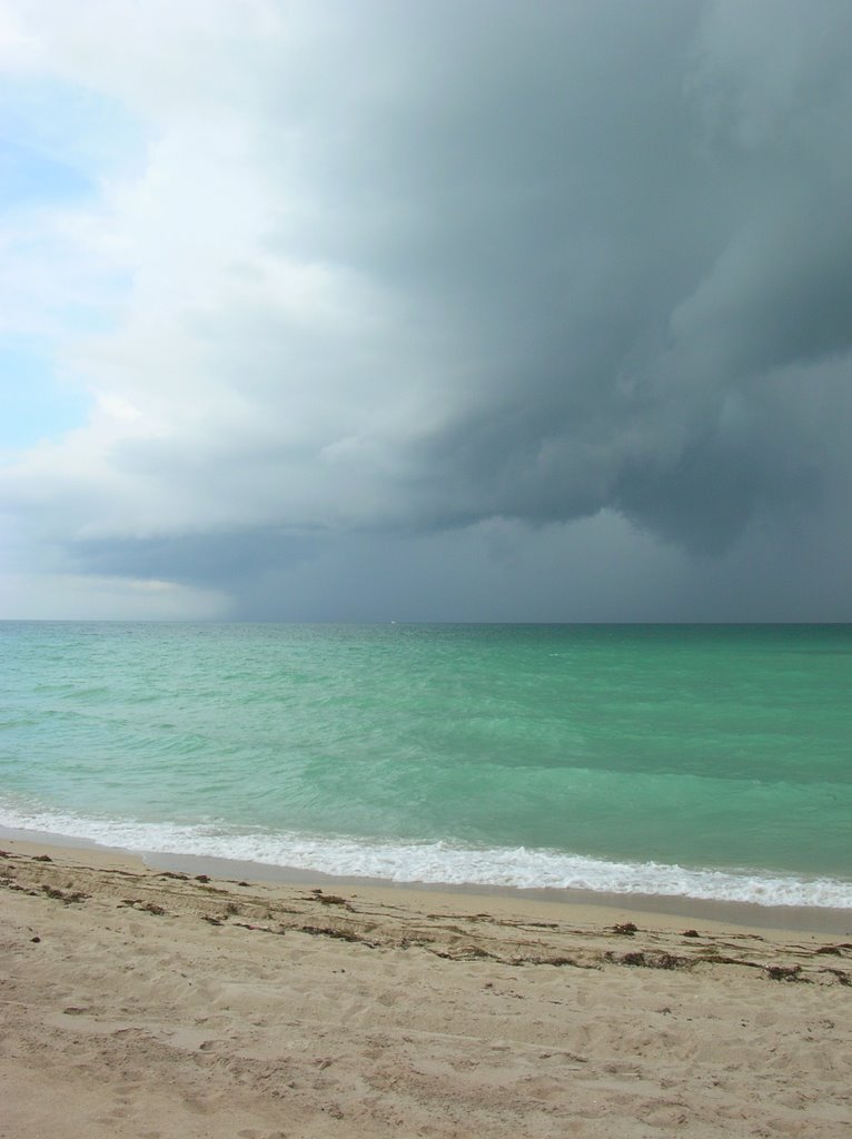 before the storm (Sunny Isles Beach, Florida)