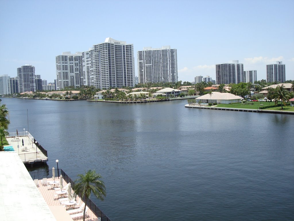 Aventura, vista desde Hallandale - Florida